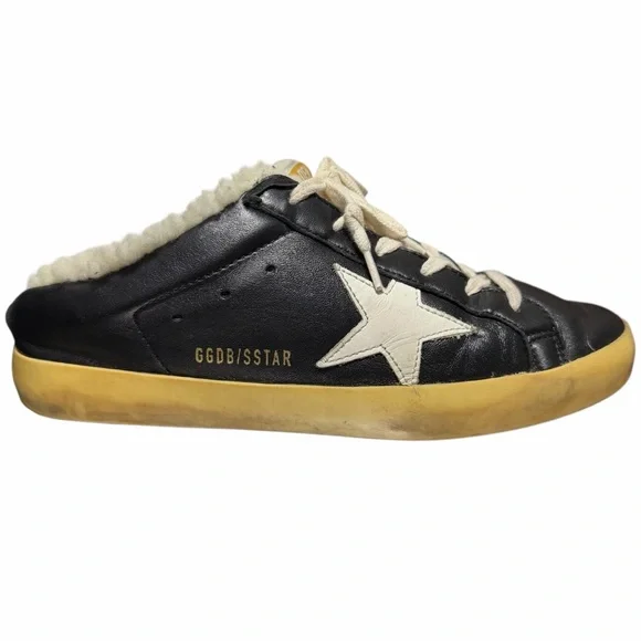 GOLDEN GOOSE Super-Star Sabots in Black Leather w/ Shearling Lining Sz 39 (US 8)